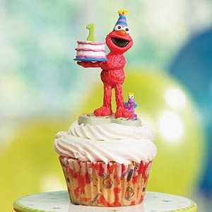 elmo cupcake